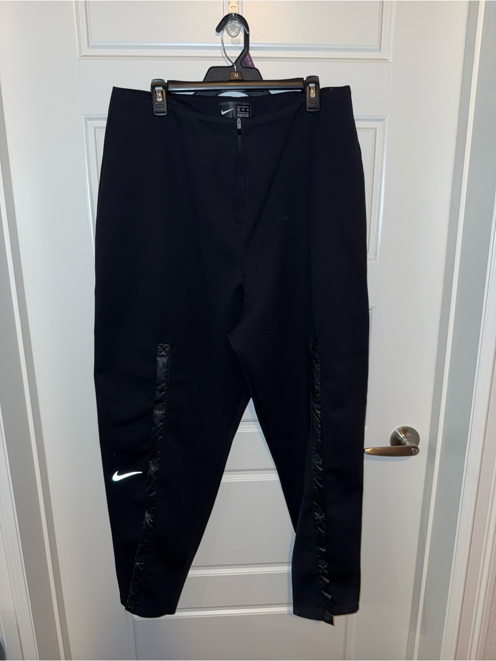 Serena Williams snap up Nike pants